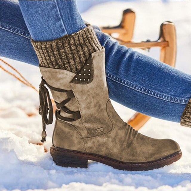 Lena - Fashionable winter boots with lacing