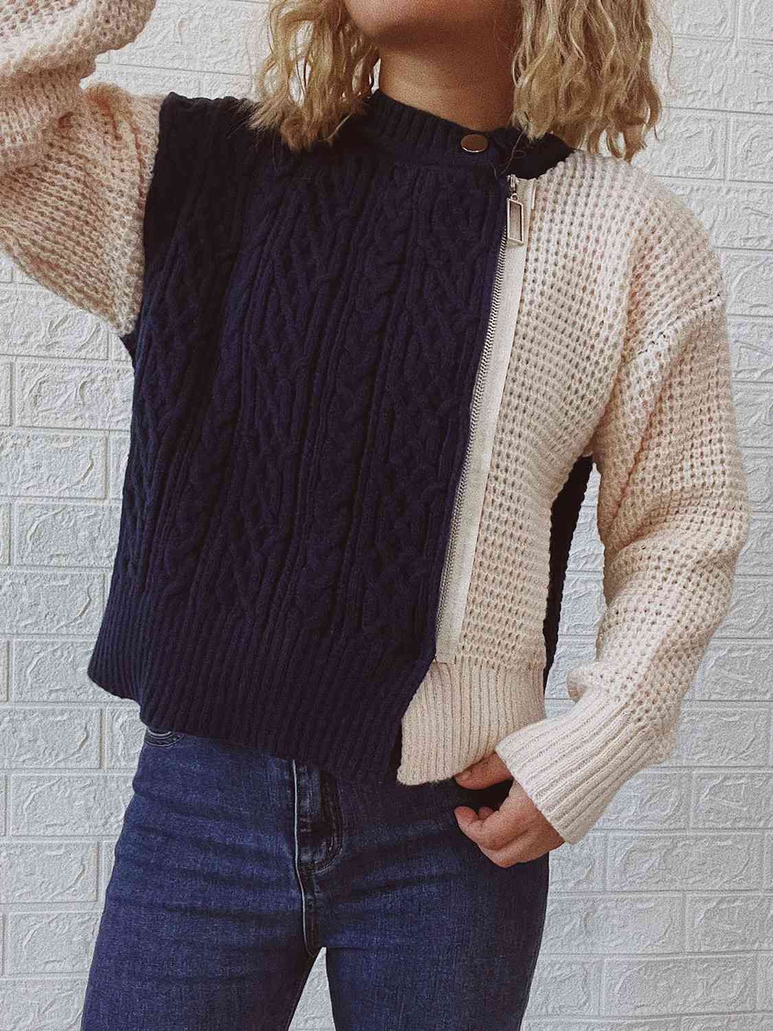 Zippra |  Knitted Sweater with Zipper