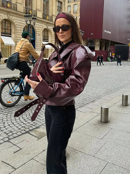 Solara Luxe - Stylish Women's Leather Jacket | Tailored Cropped Jacket in Premium Genuine Leather