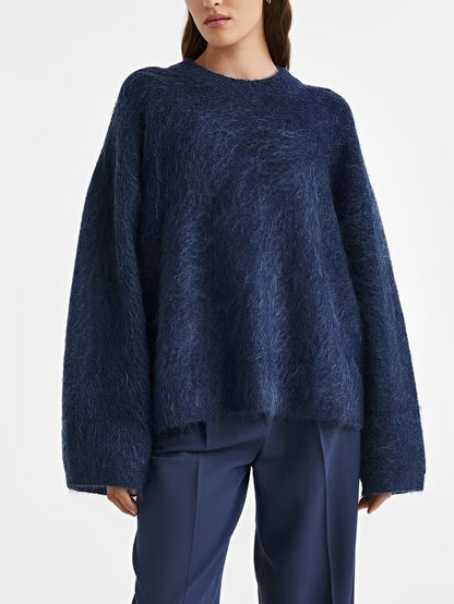 Molira | Relaxed Fit Long Velvet Sweater