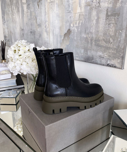 TerraLoom | Stylish Short Khaki Boots for Effortless Everyday Style